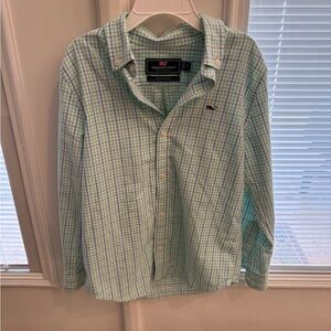 Vineyard vines boys shirt size 7